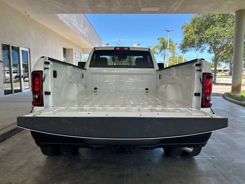 Used 2025 RAM 3500 Tradesman AWD/4WD image 30