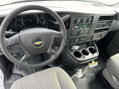 New 2024 Chevrolet Express 4500 w/ Power Convenience Package image 2