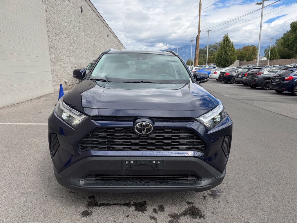 Used 2025 Toyota RAV4 XLE AWD/4WD image 8