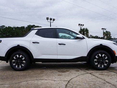 New 2026 Hyundai Santa Cruz SE FWD image 3