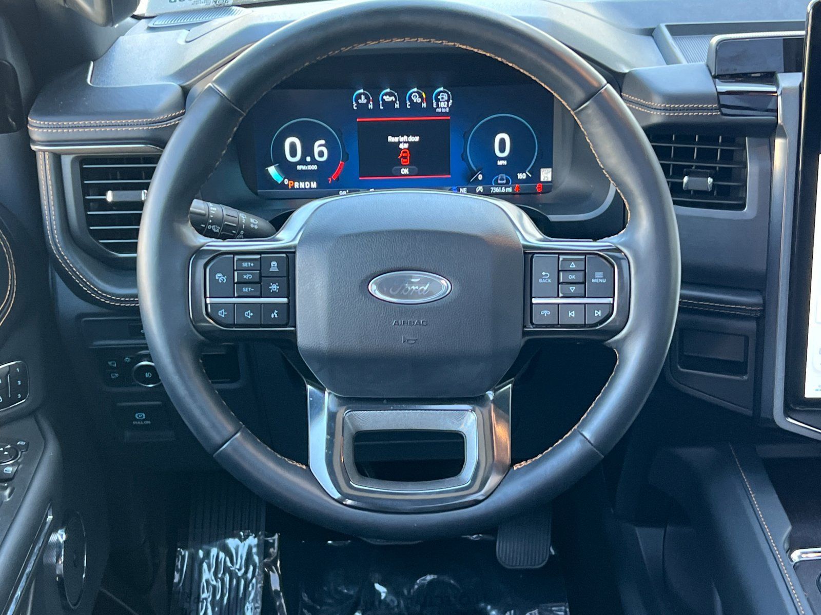 Used 2024 Ford Expedition Platinum RWD image 13