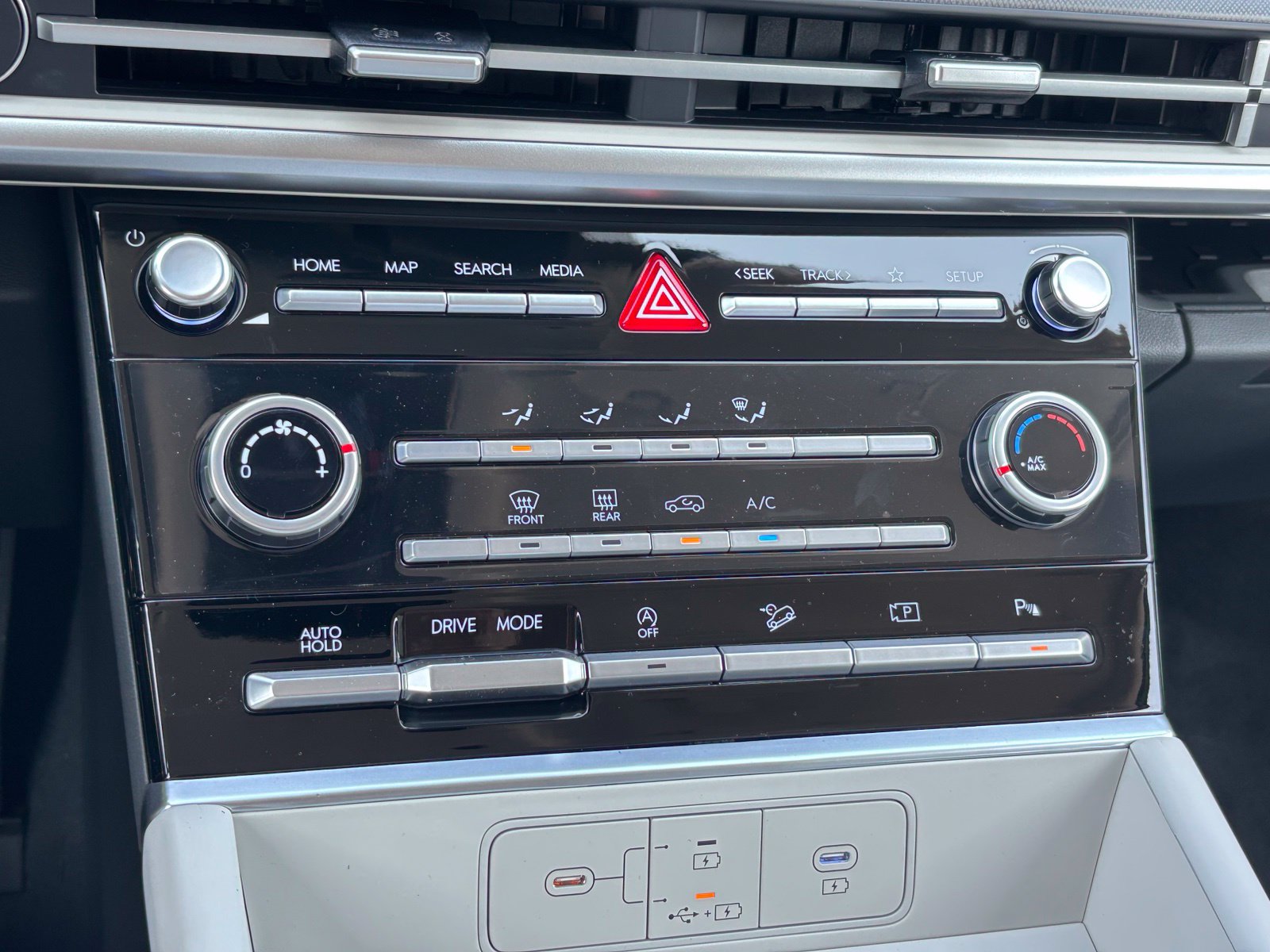 New 2027 Hyundai Santa Fe SE FWD image 23