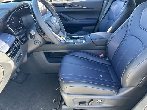New 2026 INFINITI QX60 Sport w/ Dark Cargo Package image 20