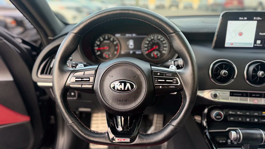 Used 2021 Kia Stinger GT1 AWD/4WD image 13