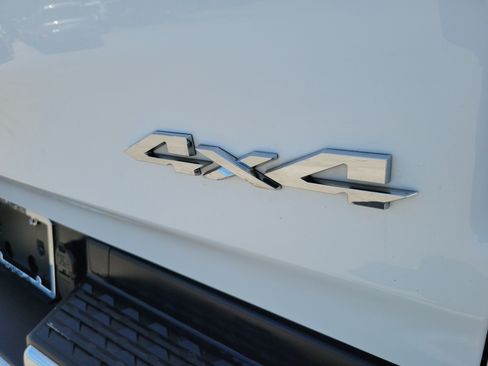 Used 2022 RAM 1500 Laramie AWD/4WD image 32