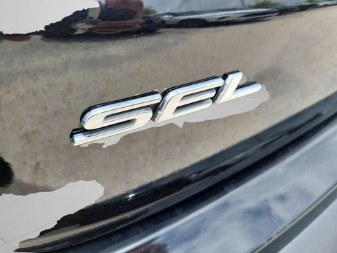 Used 2024 Ford Edge SEL AWD/4WD image 31