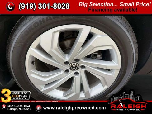 Used 2021 Volkswagen Atlas Cross Sport SEL image 35