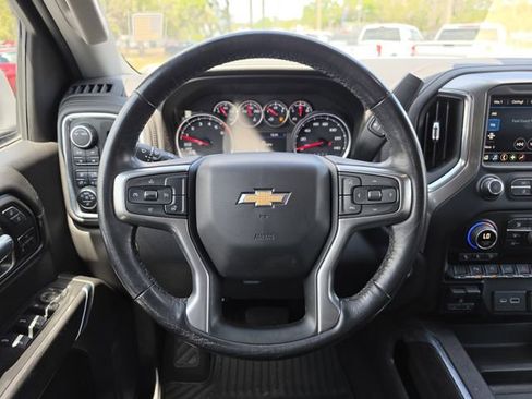 Used 2021 Chevrolet Silverado 1500 LTZ AWD/4WD image 17