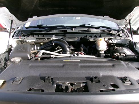 Used 2013 RAM 2500 SLT image 17