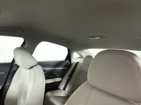 Used 2023 Hyundai Sonata SE FWD image 12