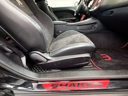 Used 2016 Dodge Challenger R/T Scat Pack RWD image 28