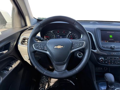 Used 2023 Chevrolet Equinox LT image 12