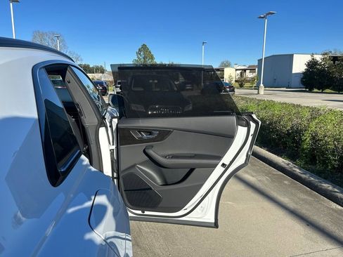 New 2026 Audi Q8 Premium Plus image 23