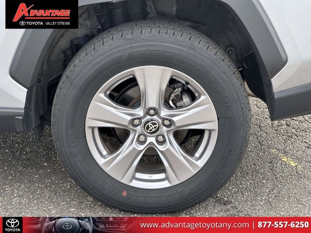 Certified 2025 Toyota RAV4 XLE AWD/4WD image 11