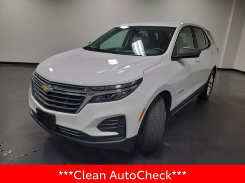Used 2024 Chevrolet Equinox LS w/ LS Convenience Package AWD/4WD image 4