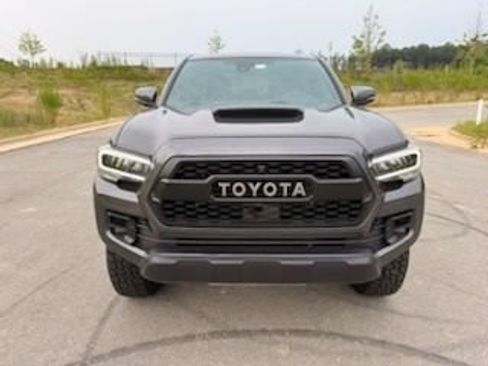 Used 2023 Toyota Tacoma TRD Pro AWD/4WD image 2