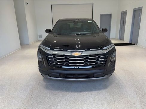 New 2026 Chevrolet Equinox LT w/ Convenience Package II image 2