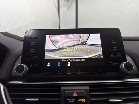 Used 2019 Honda Accord LX image 26