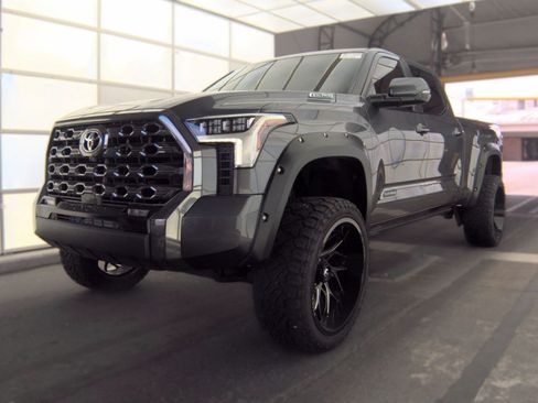 Used 2025 Toyota Tundra Platinum AWD/4WD image 4