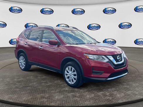 Used 2017 Nissan Rogue AWD image 7