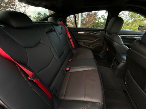 Used 2025 Cadillac CT5 V image 27