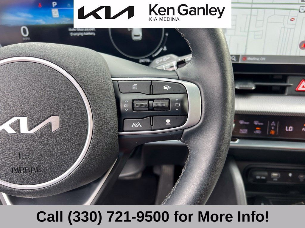 Certified 2024 Kia Sportage SX AWD/4WD image 30