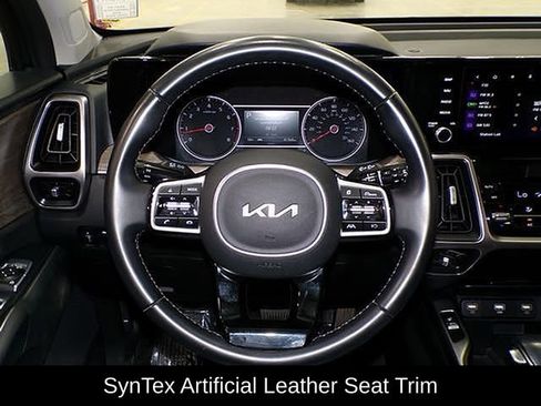 Used 2022 Kia Sorento S image 24