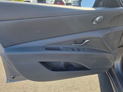 Certified 2024 Hyundai Elantra SEL image 17