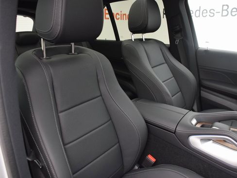 New 2025 Mercedes-Benz GLE 450 4MATIC image 16