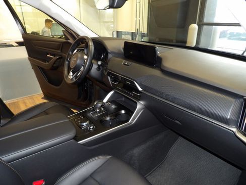 Used 2024 MAZDA CX-90 3.3 Turbo w/ Select Package AWD/4WD image 13