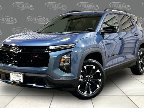 Certified 2025 Chevrolet Equinox RS FWD image 3