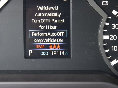 Used 2023 Toyota Tundra Limited AWD/4WD image 11