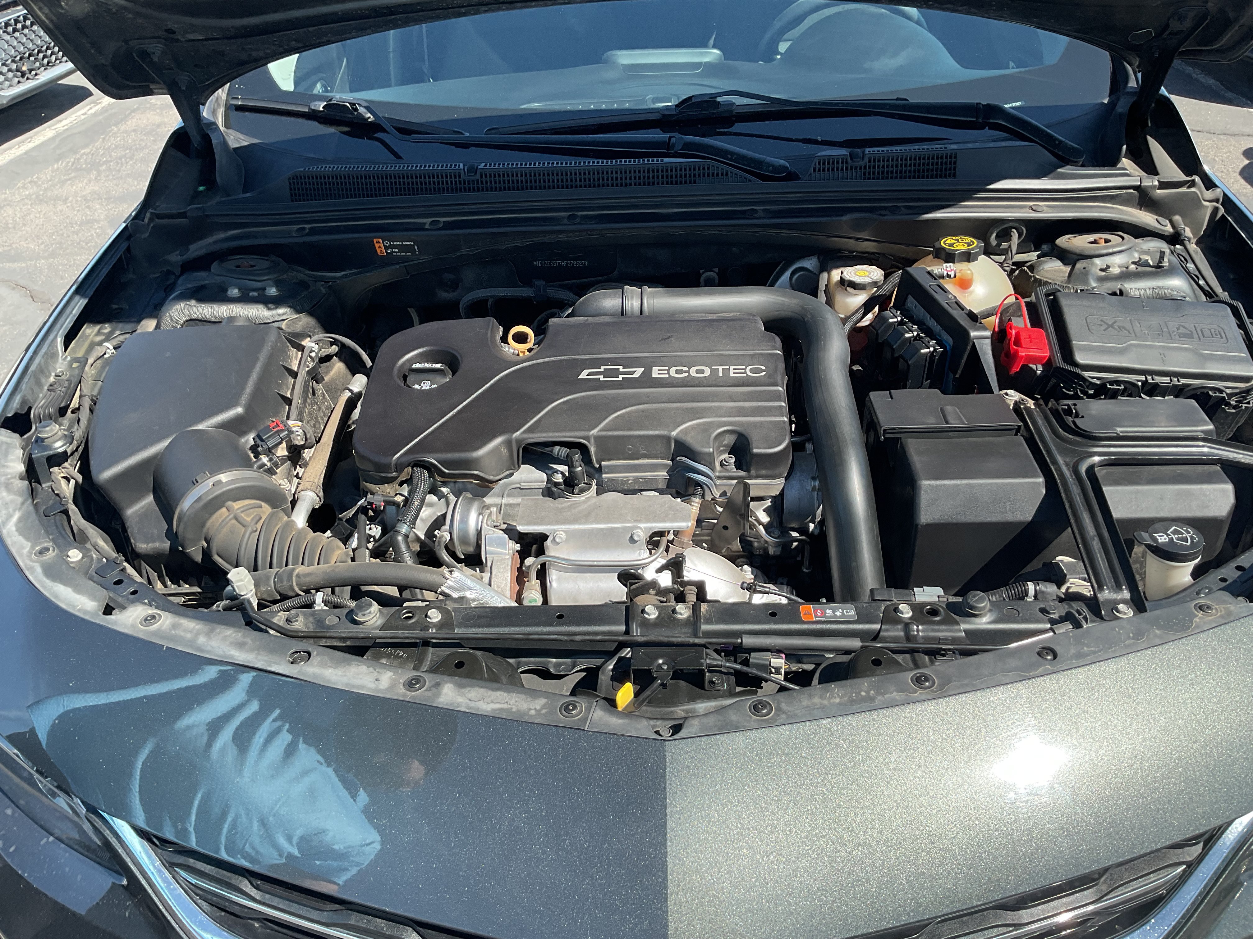 Used 2017 Chevrolet Malibu LT FWD image 9