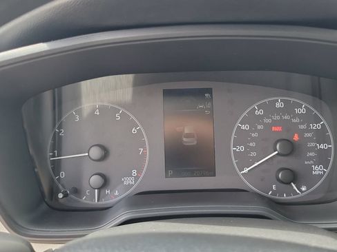 Used 2025 Toyota Corolla LE FWD image 20