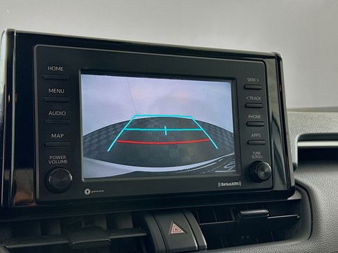 Used 2020 Toyota RAV4 XLE image 23