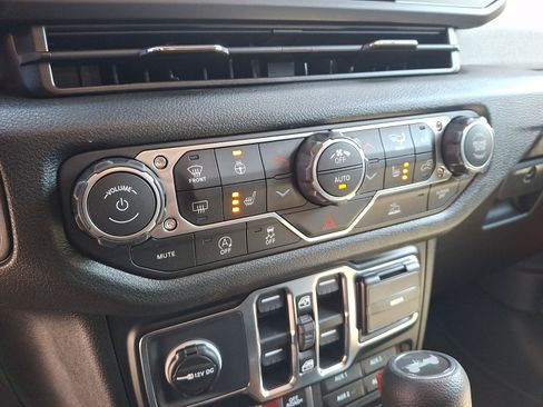 New 2026 Jeep Wrangler Unlimited Sport AWD/4WD image 12