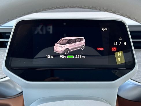 New 2025 Volkswagen ID. Buzz 1st Edition image 24