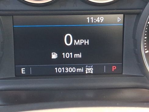 Used 2020 Chevrolet Silverado 1500 LT image 20