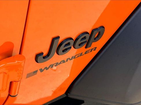 Used 2025 Jeep Wrangler Unlimited Sport AWD/4WD image 31