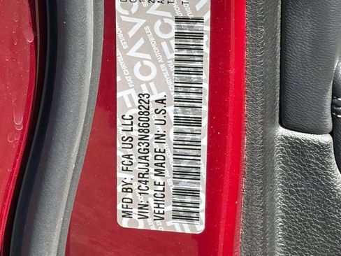 Used 2022 Jeep Grand Cherokee L Laredo w/ Luxury Tech Group I RWD image 32