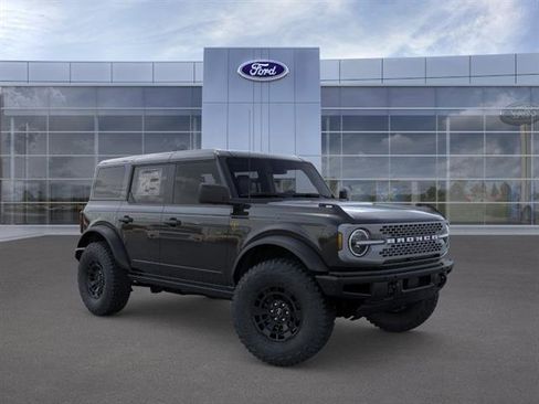 New 2026 Ford Bronco Badlands AWD/4WD image 9