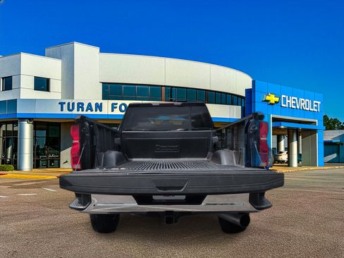 Used 2026 Chevrolet Silverado 2500 LTZ AWD/4WD image 6