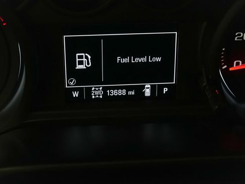 Used 2019 Chevrolet Silverado 1500 Custom Trail Boss w/ Custom Convenience Package AWD/4WD image 18
