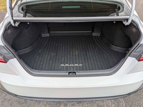 Used 2025 Toyota Camry SE FWD image 14