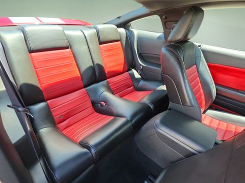 Used 2007 Ford Mustang Shelby GT500 RWD image 16