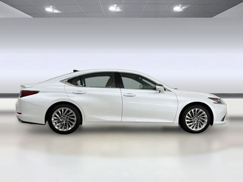 Certified 2023 Lexus ES 350 Ultra Luxury image 8