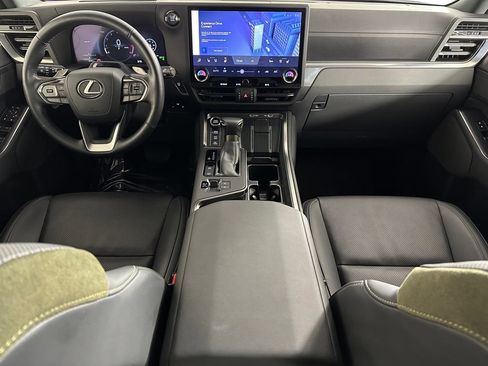 Used 2024 Lexus GX 550 AWD/4WD image 23