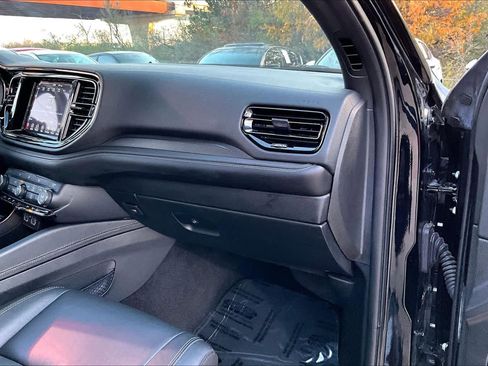 Used 2022 Dodge Durango GT image 17