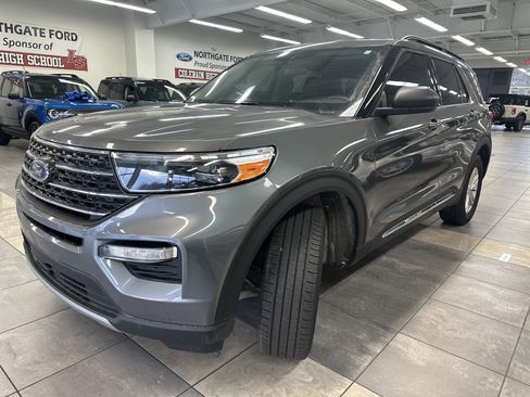 Used 2023 Ford Explorer XLT w/ Equipment Group 202A image 13