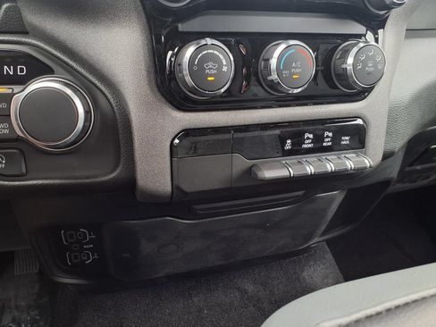 New 2026 RAM 1500 Tradesman AWD/4WD image 23